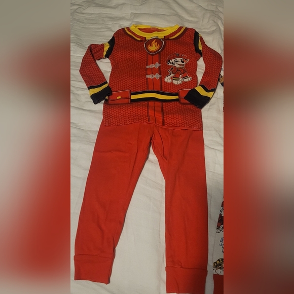 Set of Paw Patrol Pajamas - Picture 2 of 5